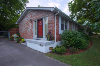 638 Freedom Pl, Nashville, TN 37209-1724