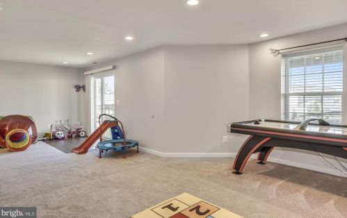 13503 Eagles Rest Dr, Leesburg VA 20176-5035 exterior