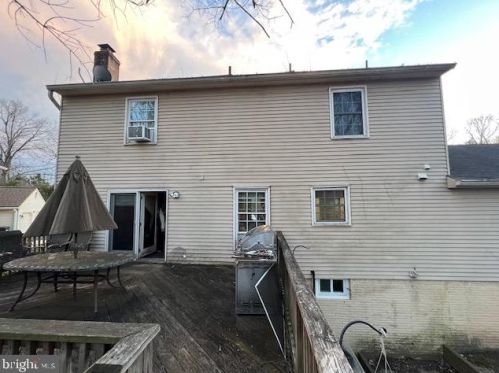 7581 Ruxton Dr, Springfield, VA 22153-3519