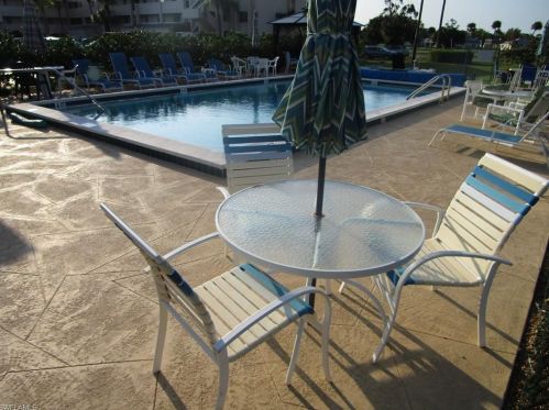 339 Joel Blvd, Lehigh Acres FL 33936-5291 exterior