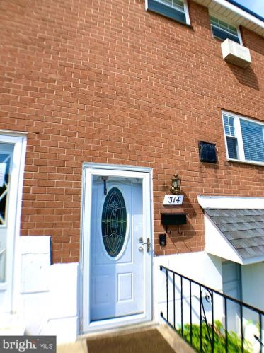 314 Warren St, Norristown, PA 19401-2944