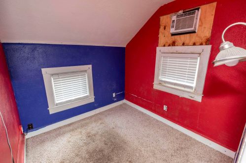 815 Liberty Dr, Mishawaka IN  46545-5905 exterior