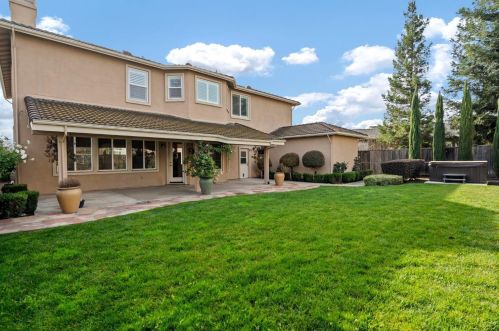 3909 Edgeview Ct, Modesto CA  95355-7318 exterior