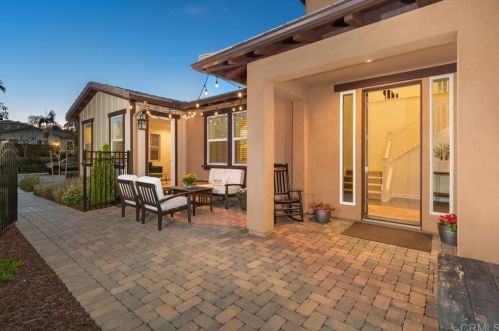 1639 Brady Cir, Carlsbad CA  92008-2574 exterior