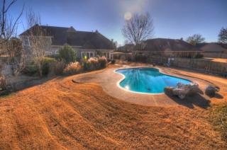7110 Deerfield Rd, Memphis, TN 38135-3022