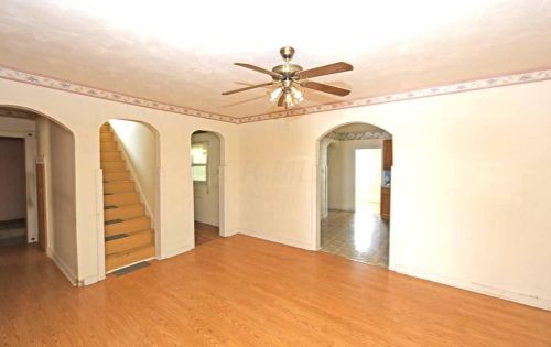 203 Arch Ave, Mount Vernon OH  43050-3106 exterior