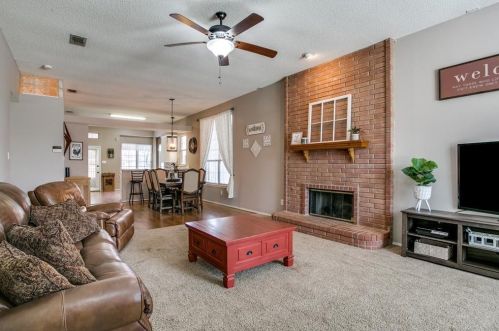 9057 Tyne Trl, Fort Worth TX  76118-7506 exterior