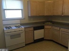 601 3rd St, Florence NJ  08518-1701 exterior