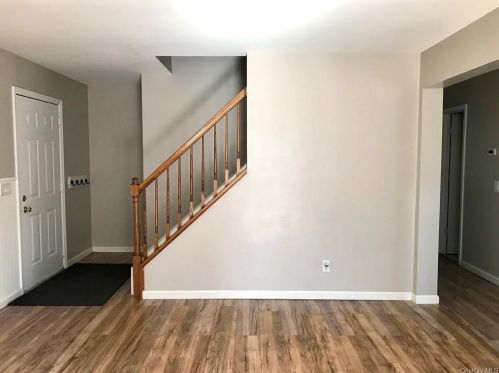 379 Kirbytown Rd, Middletown, NY 10940-6892