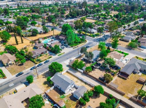 9659 Primrose Dr, Riverside CA 92503-4277 exterior