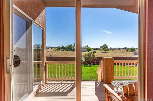 1210 Scarsboro Dr, Pueblo CO 81007 exterior