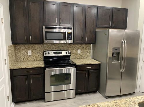 4905 Maple Park St, Orlando FL  32811-6483 exterior