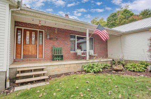 13065 Hamby Hill Rd, Frazeysburg, OH 43822-9748