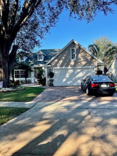 7747 Rollingridge Ct, Orlando, FL 32835-5395