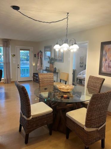 922 91st St, Galveston TX  77554-9148 exterior