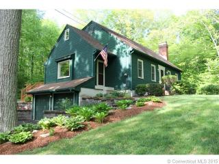 56 Settlement Rd, Amston, CT 06231-1325