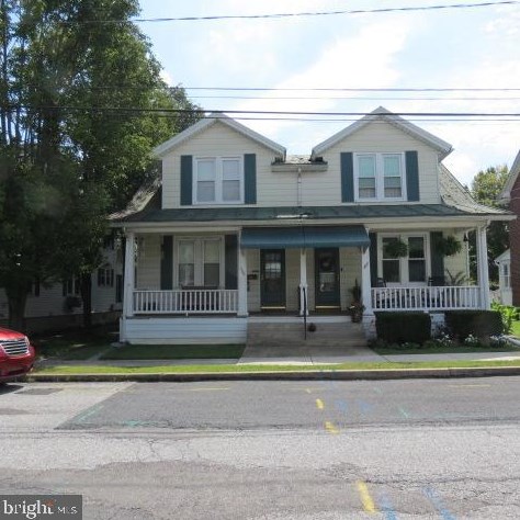 406 6th St, Rudytown, PA 17070-1918