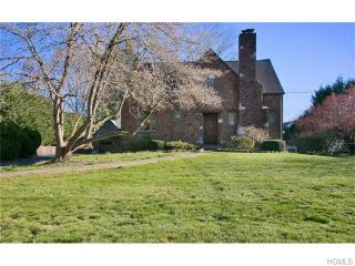 375 Oak Tree Rd, Palisades, NY 10964-1006