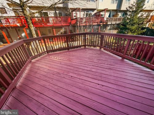 2449 Sugar Mill Way, Herndon VA  20171-3069 exterior