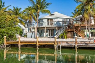 321 Anglers Dr, Marathon, FL 33050-2480