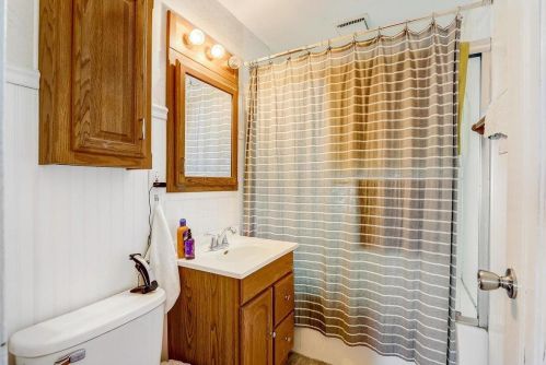 526 45, Milwaukee WI 53208-3604 exterior