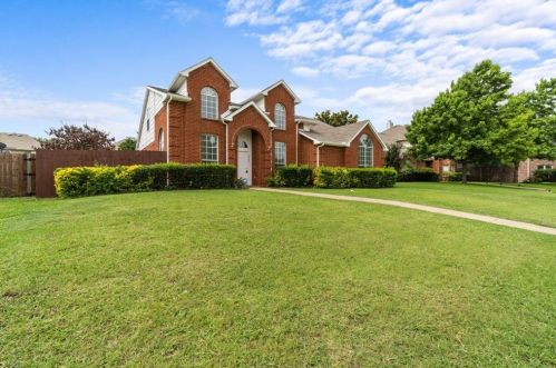 5708 Edinburg Dr, Richardson, TX 75082-2886