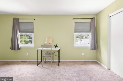 3 Ingrid Ct, Wilmington DE  19808-4062 exterior