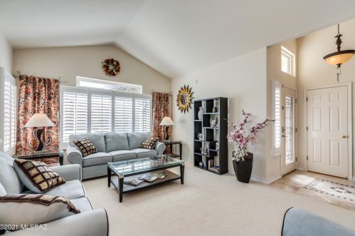 10729 Eagle Eye Pl, Tucson AZ 85737-9074 exterior