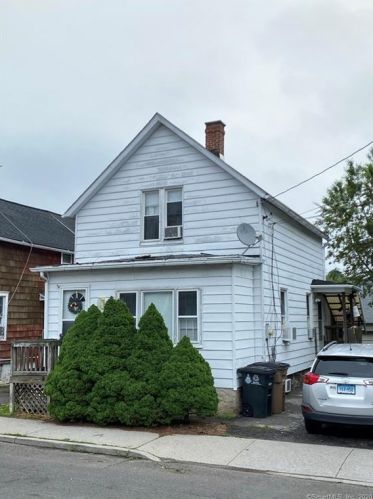 45 Leeds St, Stamford, CT 06902-5201