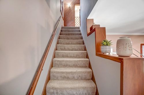 2340 Glenside Ave, Cincinnati OH 45212-1252 exterior