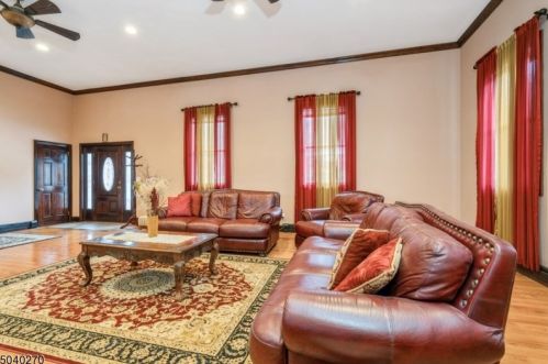 2 Sheba Dr, Wantage NJ  07461-4829 exterior