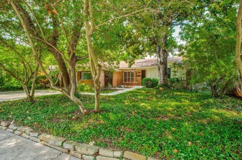 1204 Magnolia Dr, Richardson, TX 75080-4811