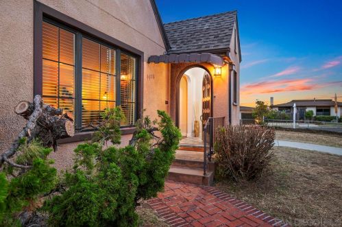 4408 Brighton Ave, San Diego, CA 92107-2321