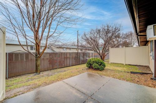 825 Cedar Ct, New Johannesburg WI  54017-2240 exterior