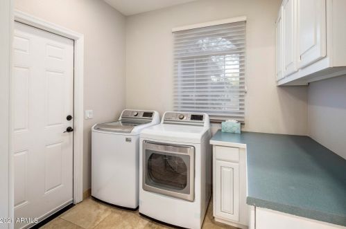 8691 Davenport Dr, Scottsdale AZ 85260-4377 exterior