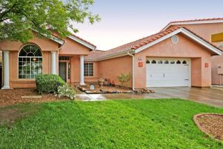 5681 Wathen Ave, Fresno CA  93722-3026 exterior