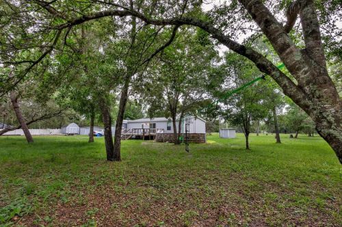 17646 Nelson Rd, Brooksville, FL 34610-2621