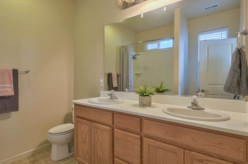 314 Wilson Cir, Greenfield CA  93927-5267 exterior