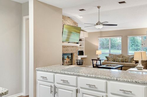 111 Pne Vly Ct, De Bary FL 32713-2302 exterior