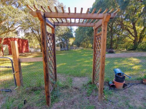 12035 Scott Dr, Dade City FL 33525-5644 exterior