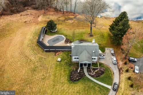 126 Heyburn Rd, Chadds Ford, PA 19317-9141
