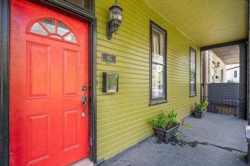 85 Wyoming St, Pittsburgh, PA 15211-1733