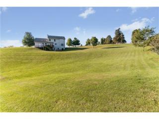 1272 Winchester Dr, Swisher, IA 52338-9415