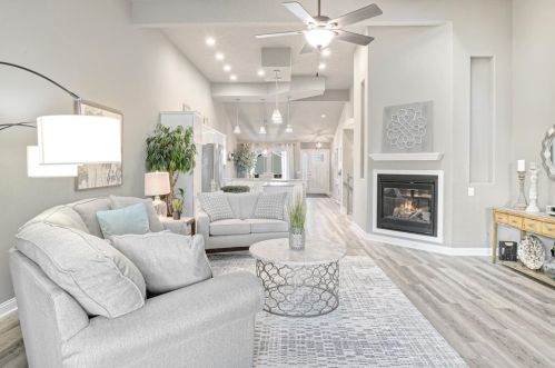 8324 107 Pl, Dyer IN  46373-8657 exterior