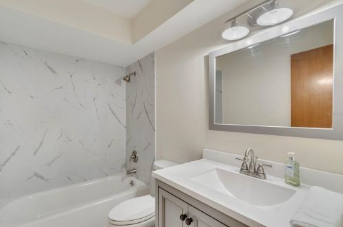 935 Versailles Cir, Maitland FL  32751-4565 exterior