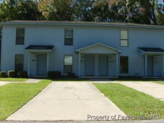 5848 Aftonshire St, Fayetteville NC  28304-2433 exterior