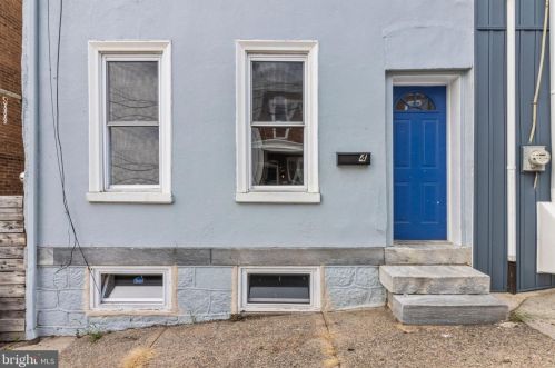 214 Hermitage St, Philadelphia, PA 19127-1019