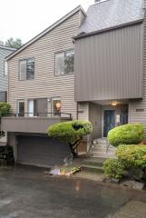 9828 137th St, Kirkland, WA 98034-1810
