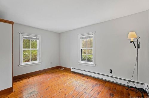 1305 Main St, Wapping CT  06074-2454 exterior