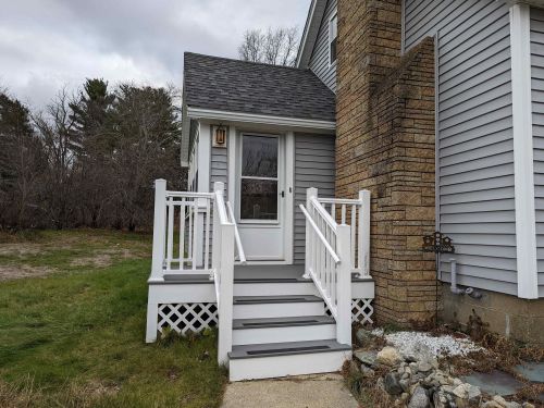 97 Wheeler Ave, Salem NH  03079-3494 exterior